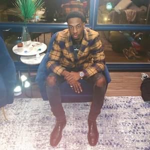 Meet your Posher, Dontrell